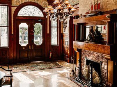 Classic King With Balcony At Curry Mansion Key West Exteriör bild