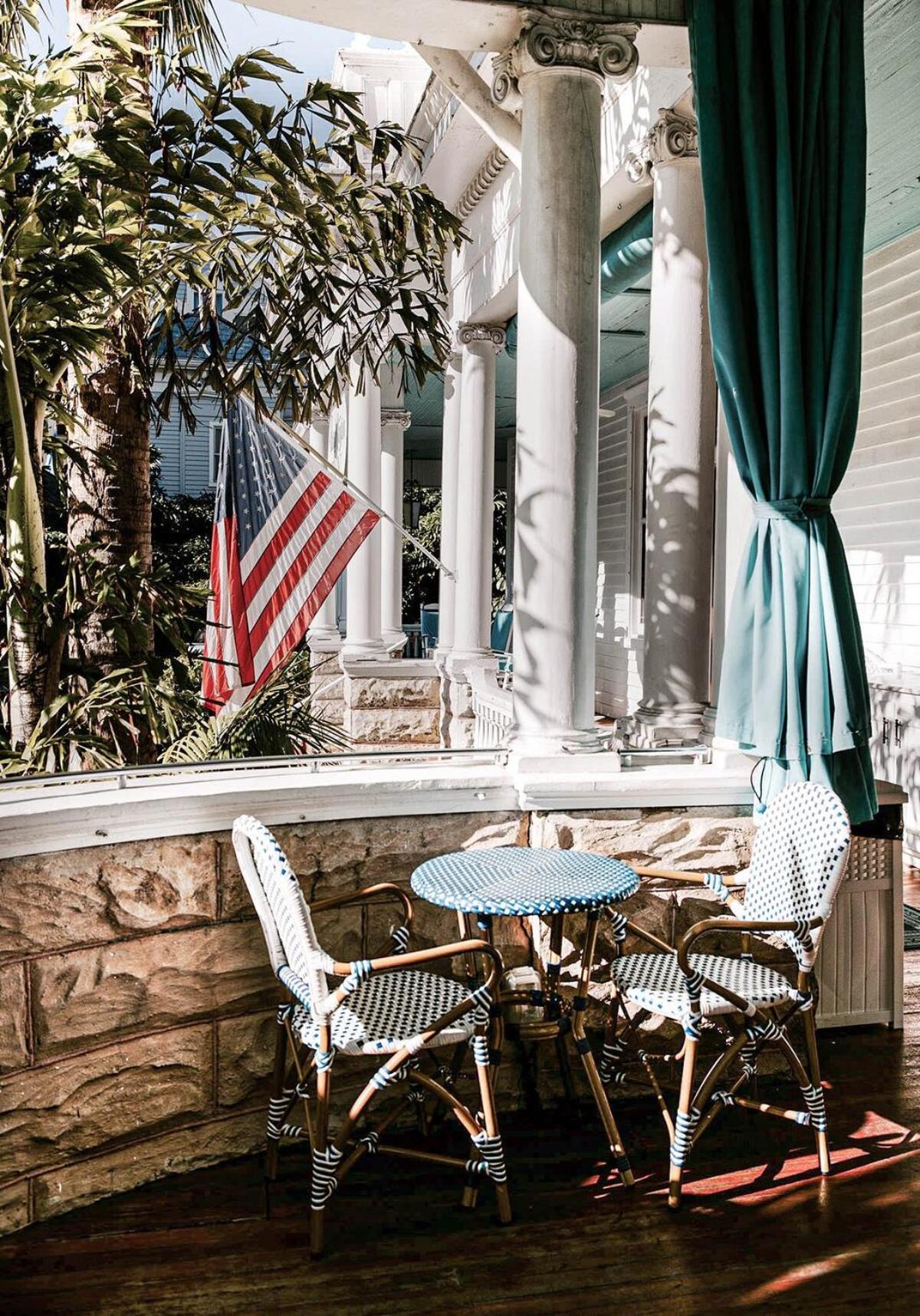 Classic King With Balcony At Curry Mansion Key West Exteriör bild