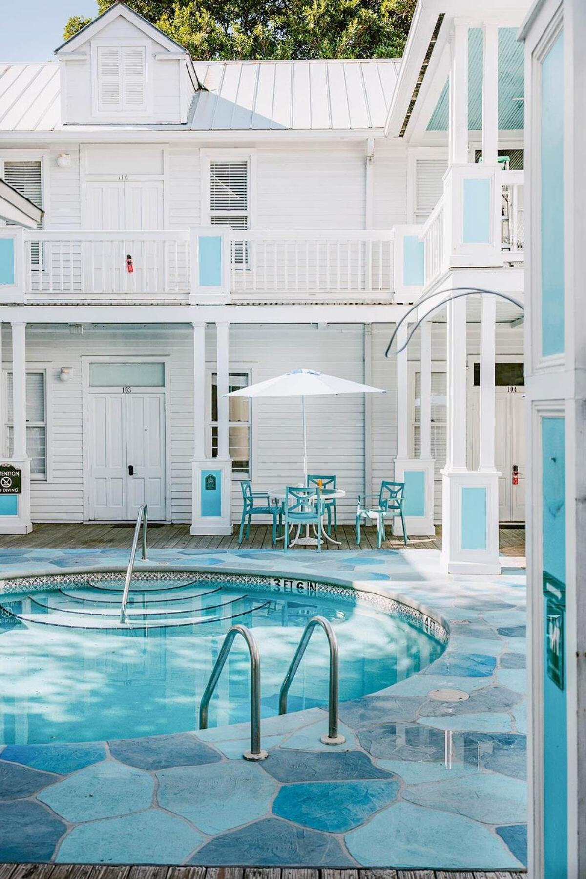 Classic King With Balcony At Curry Mansion Key West Exteriör bild